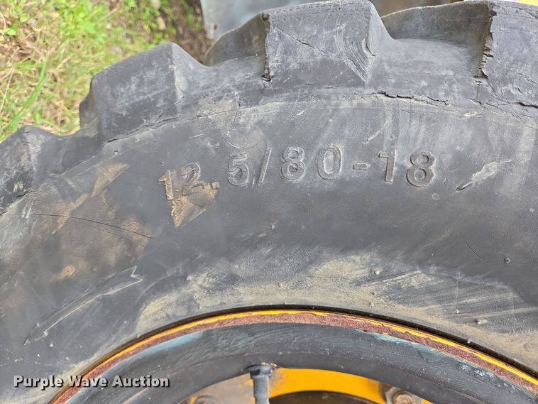 image for item DV1296 JCB 930 forklift