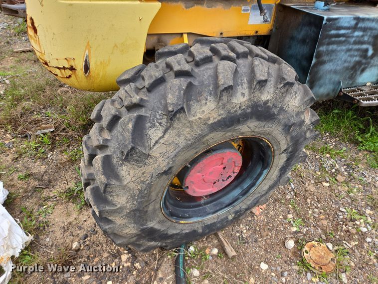 image for item DV1296 JCB 930 forklift