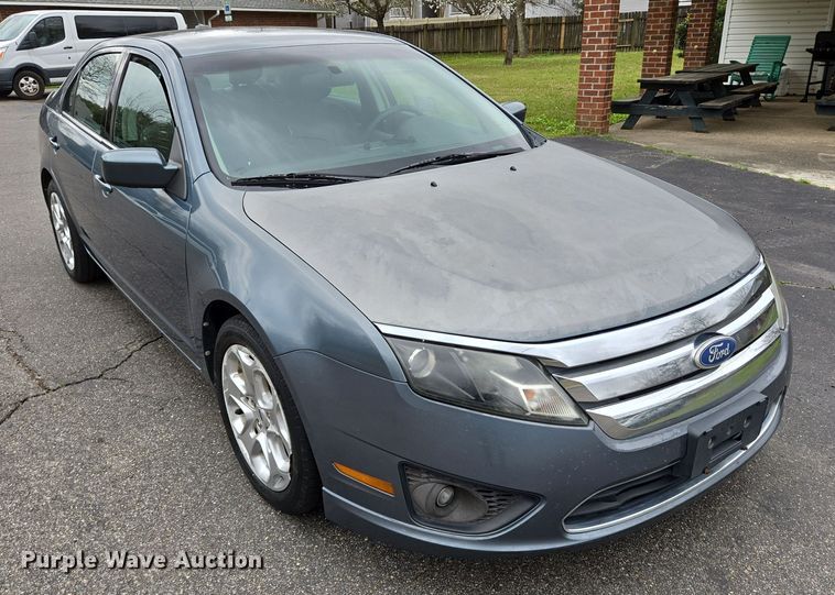 image for item DV1300 2011 Ford Fusion SE 