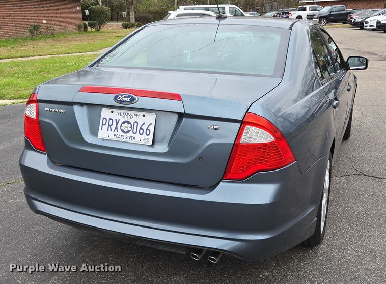 image for item DV1300 2011 Ford Fusion SE 