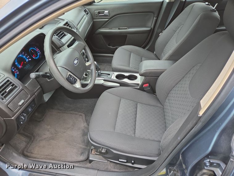 image for item DV1300 2011 Ford Fusion SE 