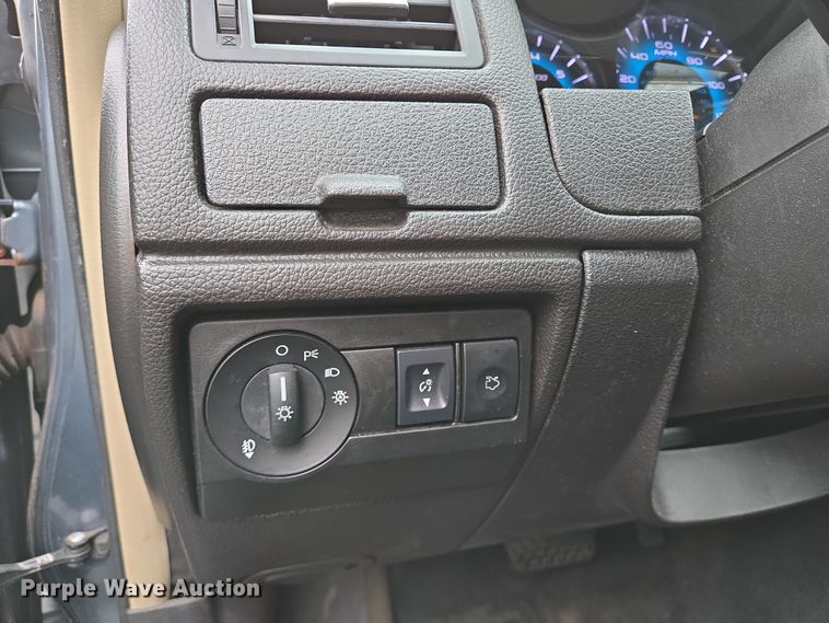 image for item DV1300 2011 Ford Fusion SE 