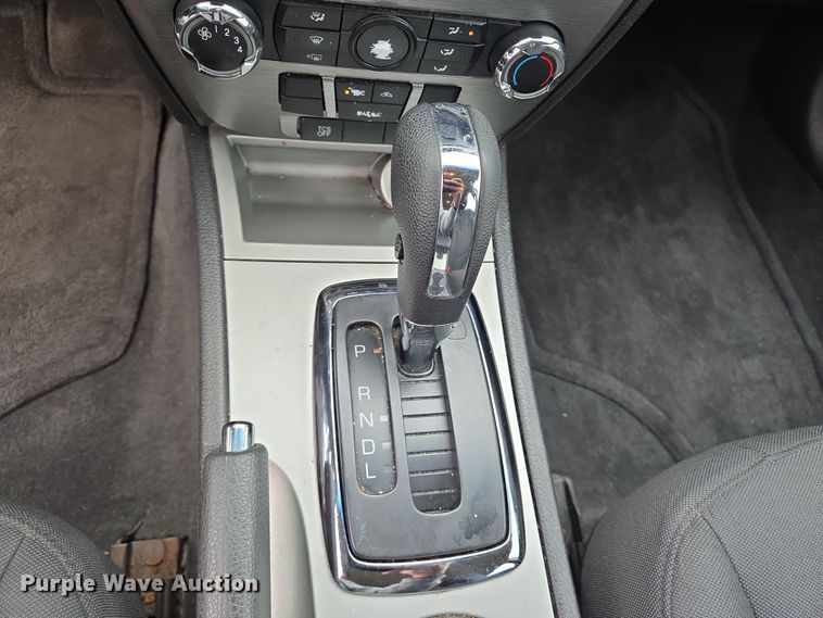 image for item DV1300 2011 Ford Fusion SE 