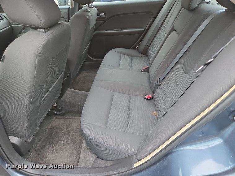 image for item DV1300 2011 Ford Fusion SE 