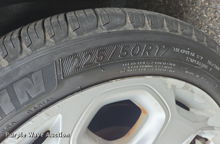 image for item DV1300 2011 Ford Fusion SE 