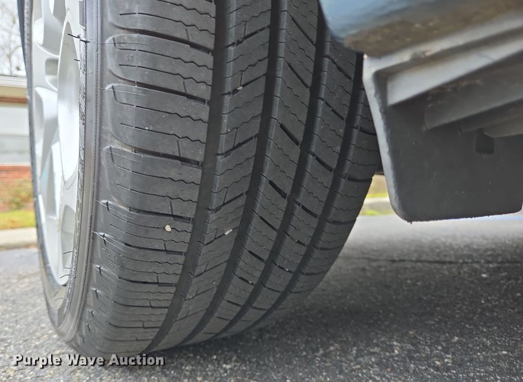 image for item DV1300 2011 Ford Fusion SE 