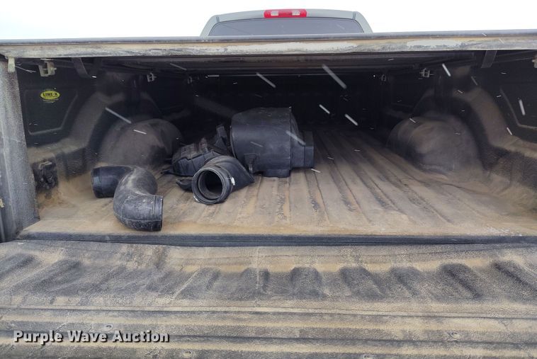 image for item DV6698 2005 Dodge Ram 2500 SLT Quad Cab pickup truck