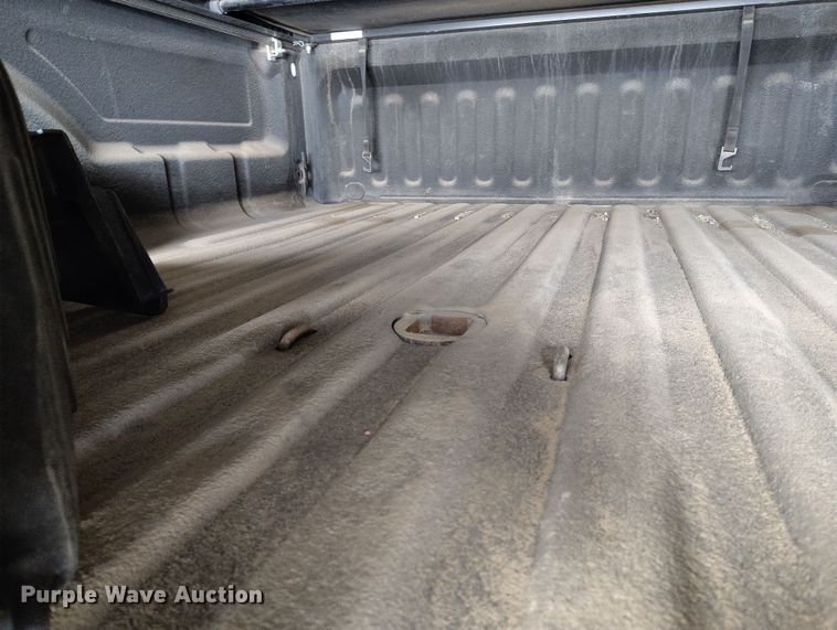 image for item DV6698 2005 Dodge Ram 2500 SLT Quad Cab pickup truck