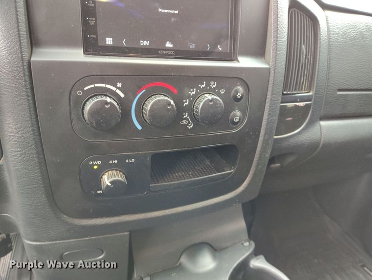 image for item DV6698 2005 Dodge Ram 2500 SLT Quad Cab pickup truck