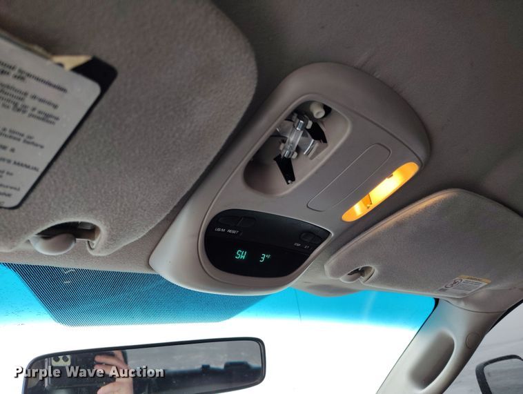 image for item DV6698 2005 Dodge Ram 2500 SLT Quad Cab pickup truck