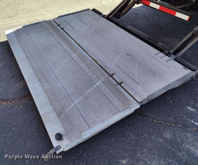 image for item DV6716 2020 Freightliner  Business Class M2 refrigerated truck