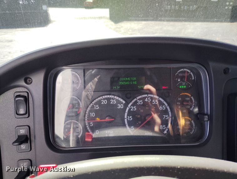 image for item DV6716 2020 Freightliner  Business Class M2 refrigerated truck