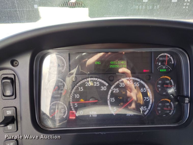 image for item DV6716 2020 Freightliner  Business Class M2 refrigerated truck