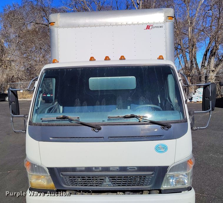 image for item DV6717 2010 Mitsubishi  Fuso box truck