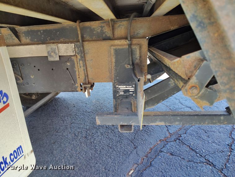 image for item DV6717 2010 Mitsubishi  Fuso box truck