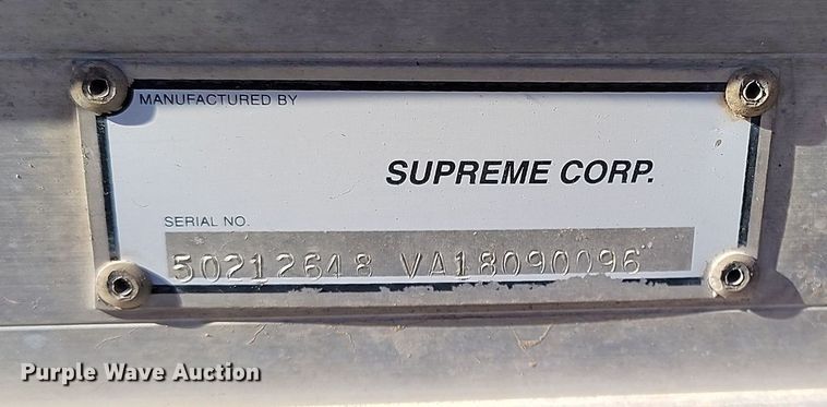 image for item DV6717 2010 Mitsubishi  Fuso box truck