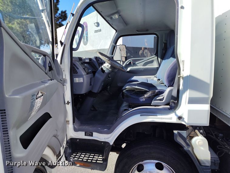 image for item DV6717 2010 Mitsubishi  Fuso box truck