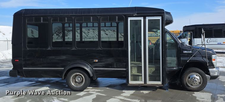 image for item DW3129 2012 Ford Econoline E350 party bus