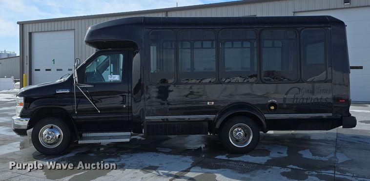 image for item DW3129 2012 Ford Econoline E350 party bus