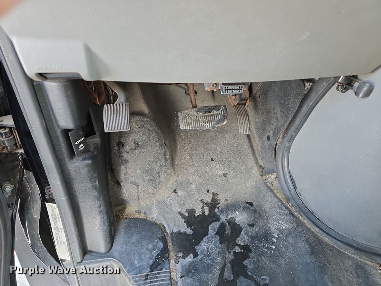 image for item DW3129 2012 Ford Econoline E350 party bus