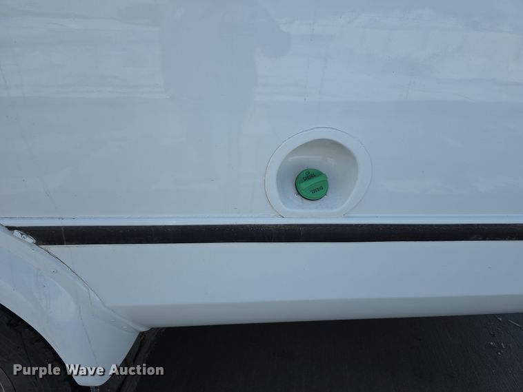 image for item DW3130 2007 Chevrolet C5500 party bus