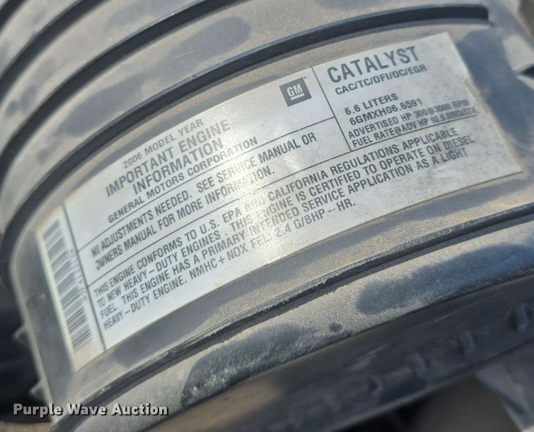 image for item DW3130 2007 Chevrolet C5500 party bus