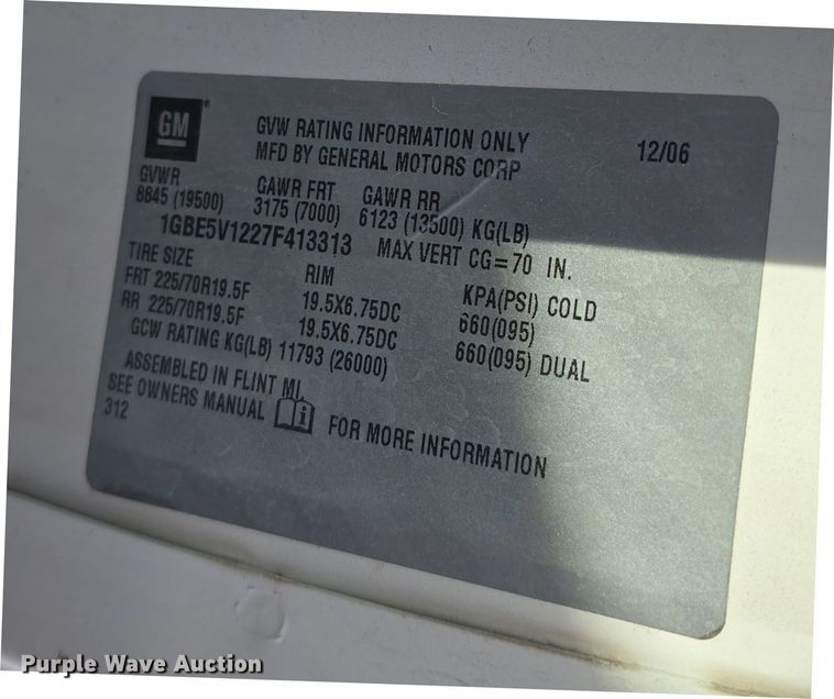 image for item DW3130 2007 Chevrolet C5500 party bus