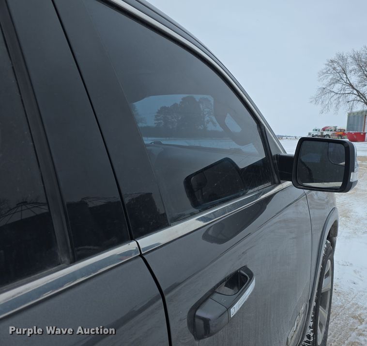 image for item DW3136 2019 Dodge Ram 1500 Limited Crew Cab pickup truck