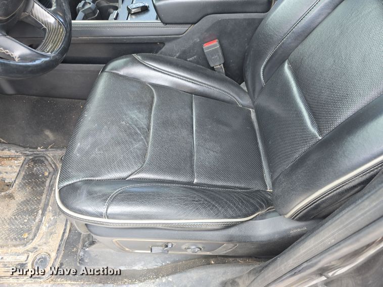 image for item DW3136 2019 Dodge Ram 1500 Limited Crew Cab pickup truck