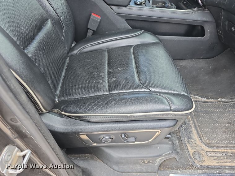 image for item DW3136 2019 Dodge Ram 1500 Limited Crew Cab pickup truck