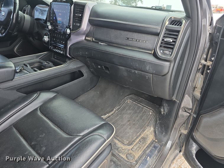 image for item DW3136 2019 Dodge Ram 1500 Limited Crew Cab pickup truck