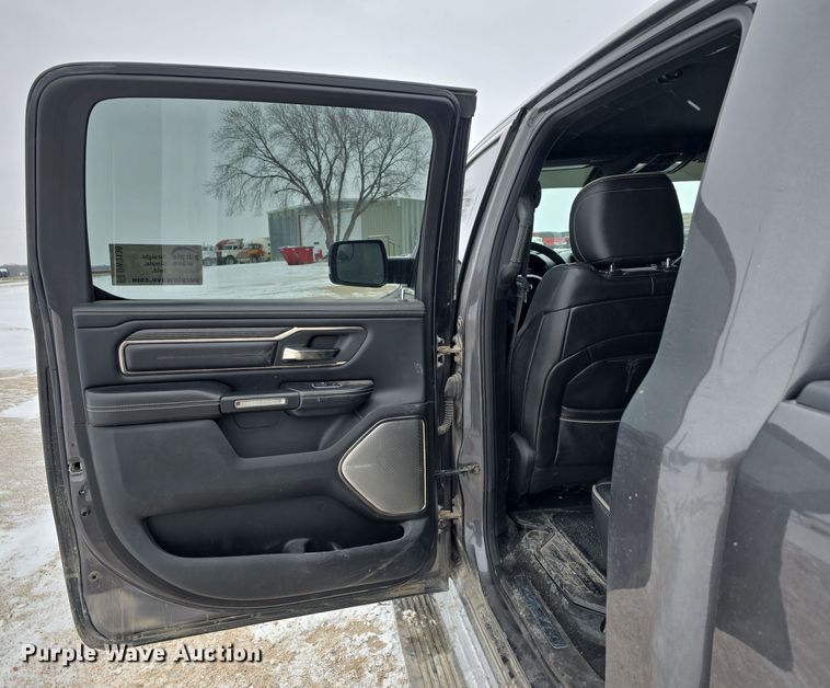 image for item DW3136 2019 Dodge Ram 1500 Limited Crew Cab pickup truck