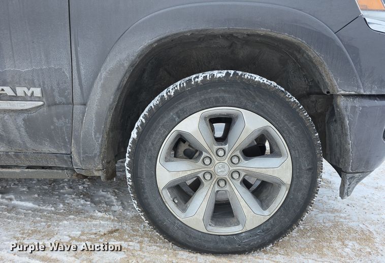 image for item DW3136 2019 Dodge Ram 1500 Limited Crew Cab pickup truck