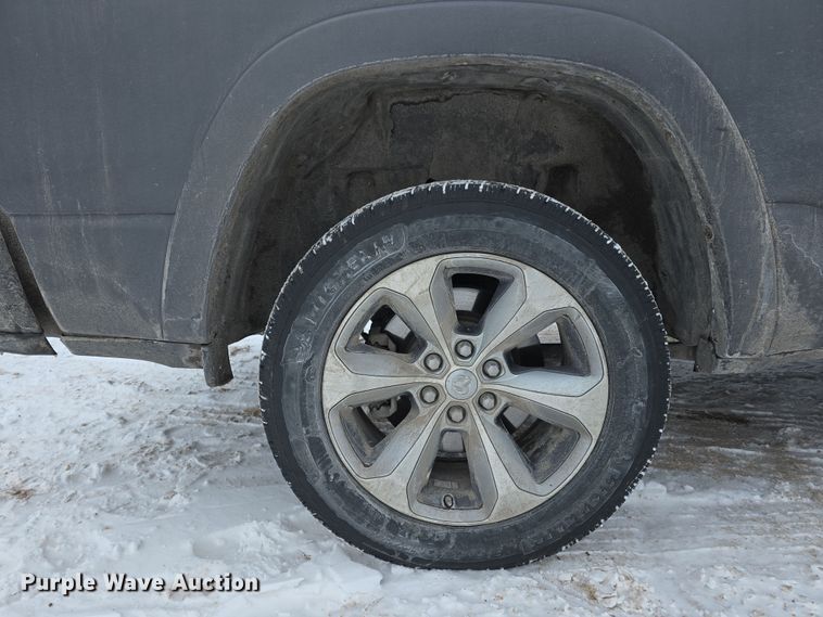 image for item DW3136 2019 Dodge Ram 1500 Limited Crew Cab pickup truck