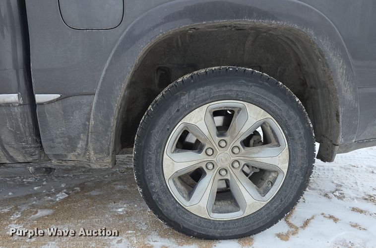 image for item DW3136 2019 Dodge Ram 1500 Limited Crew Cab pickup truck