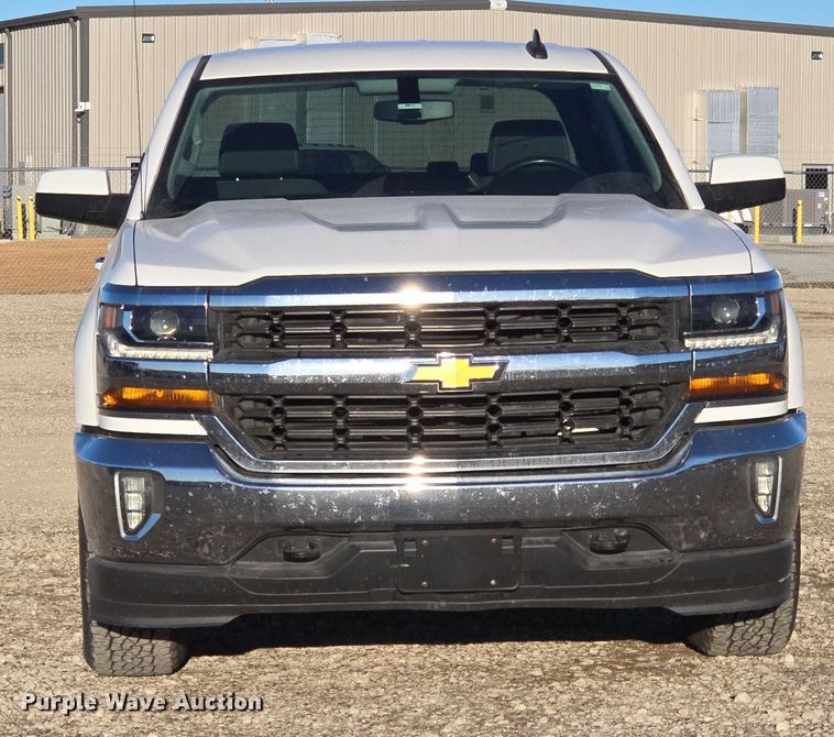 image for item DW3166 2018 Chevrolet Silverado 1500 Crew Cab pickup truck