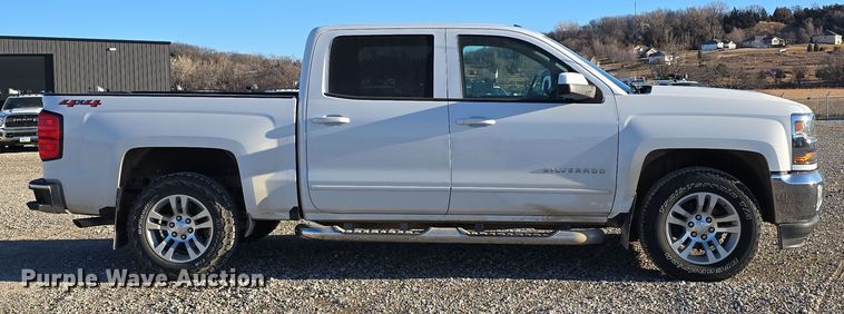 image for item DW3166 2018 Chevrolet Silverado 1500 Crew Cab pickup truck