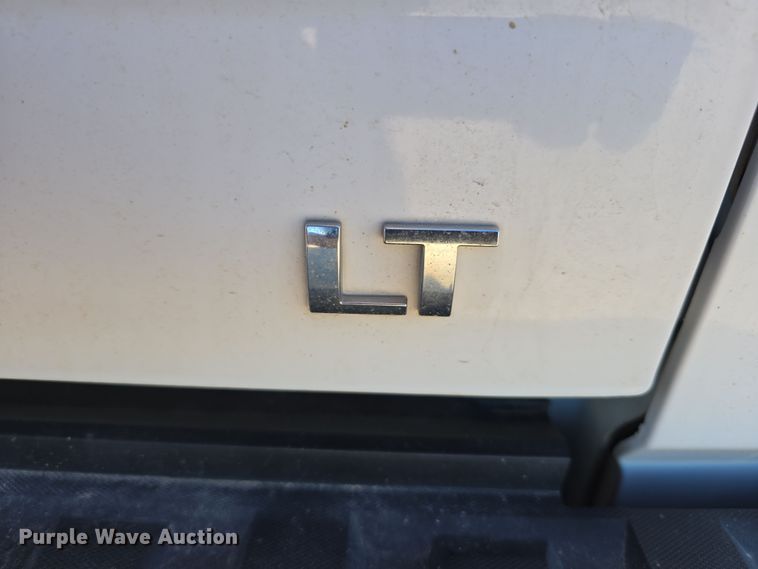 image for item DW3166 2018 Chevrolet Silverado 1500 Crew Cab pickup truck