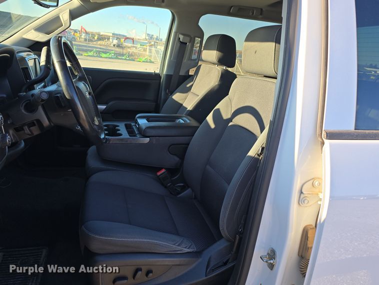 image for item DW3166 2018 Chevrolet Silverado 1500 Crew Cab pickup truck