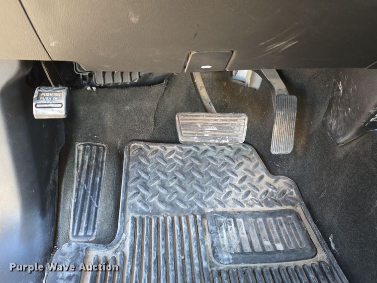 image for item DW3166 2018 Chevrolet Silverado 1500 Crew Cab pickup truck