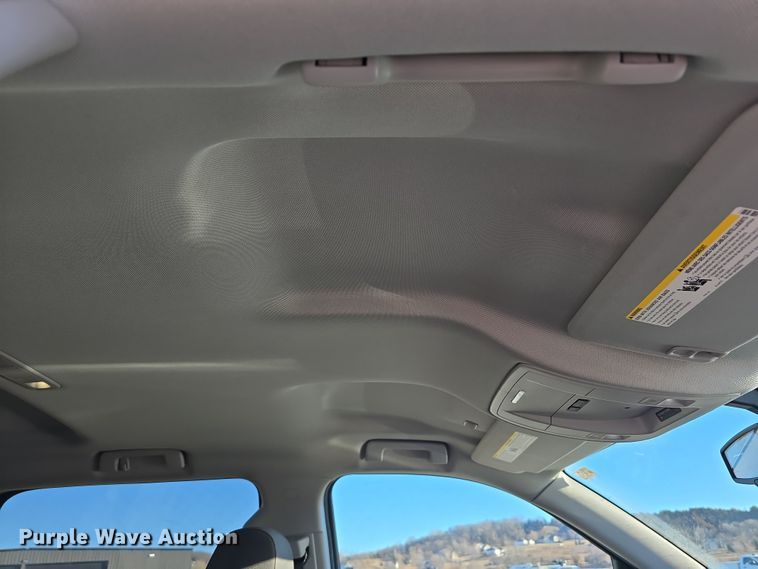 image for item DW3166 2018 Chevrolet Silverado 1500 Crew Cab pickup truck