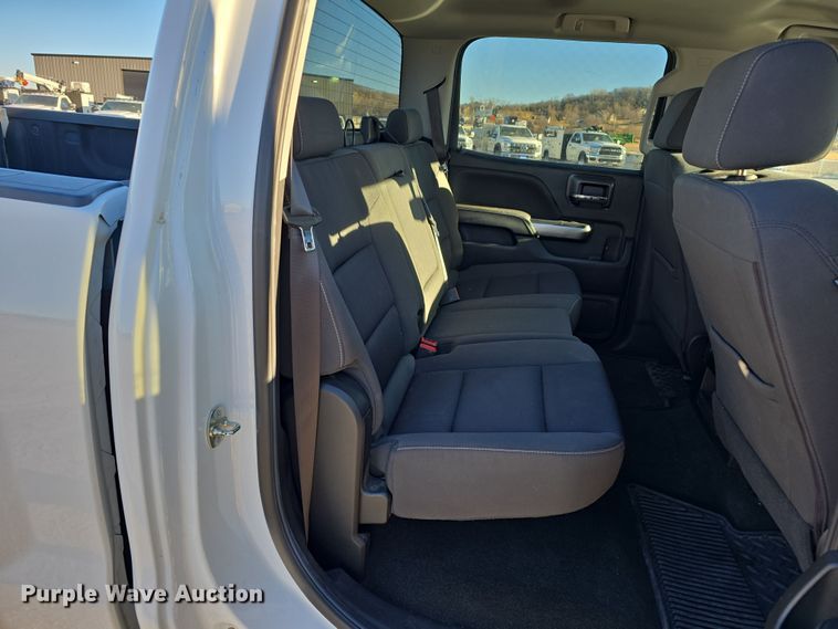 image for item DW3166 2018 Chevrolet Silverado 1500 Crew Cab pickup truck