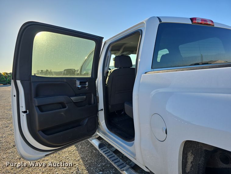 image for item DW3166 2018 Chevrolet Silverado 1500 Crew Cab pickup truck