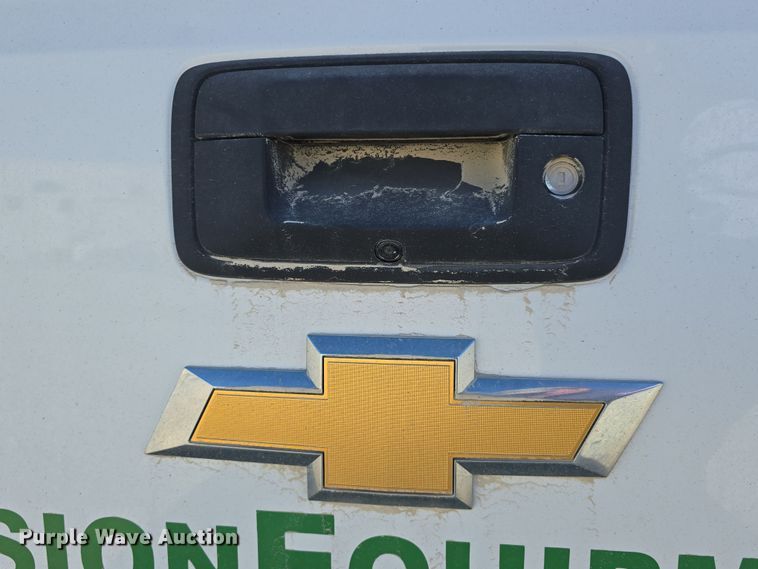 image for item DW3168 2018 Chevrolet Silverado 1500 Double Cab pickup truck