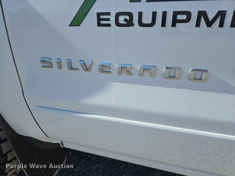 image for item DW3168 2018 Chevrolet Silverado 1500 Double Cab pickup truck