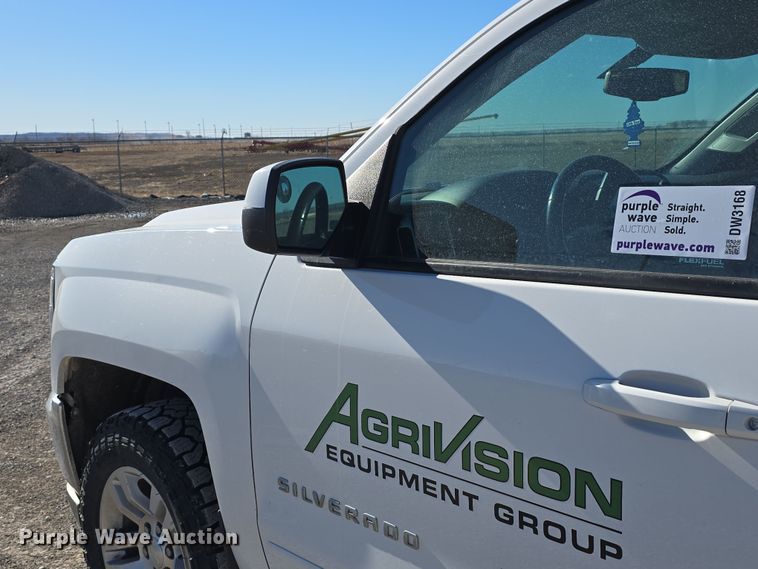 image for item DW3168 2018 Chevrolet Silverado 1500 Double Cab pickup truck