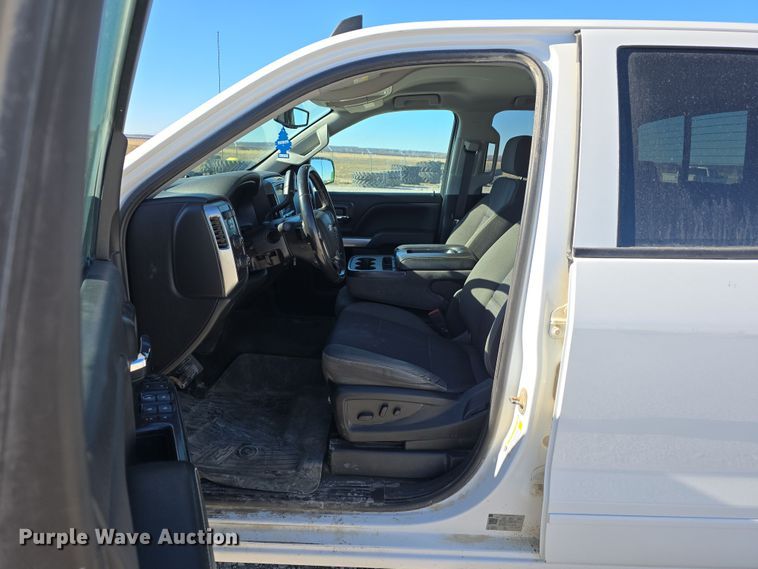 image for item DW3168 2018 Chevrolet Silverado 1500 Double Cab pickup truck