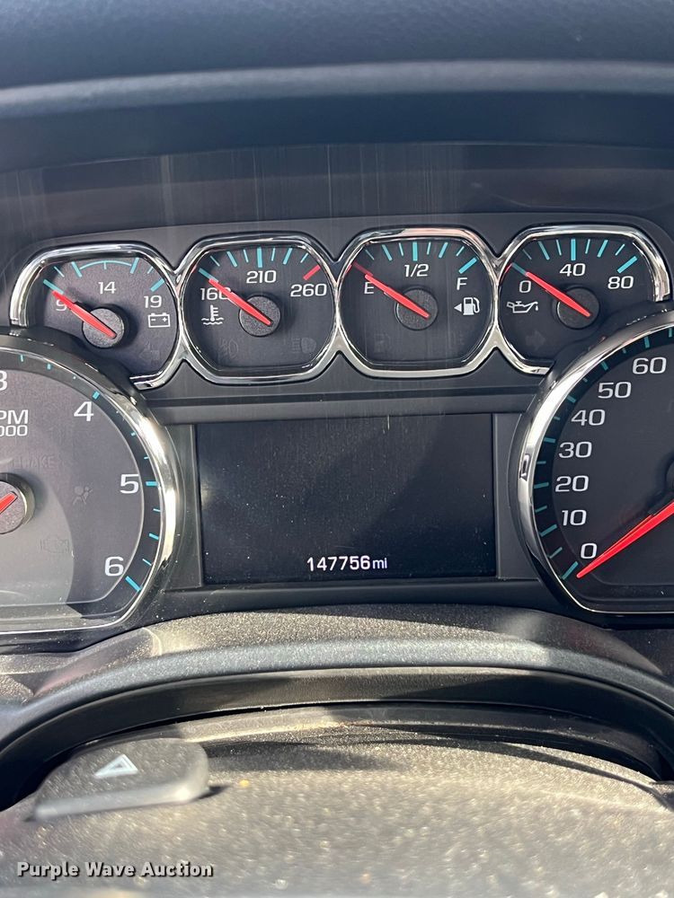 image for item DW3168 2018 Chevrolet Silverado 1500 Double Cab pickup truck