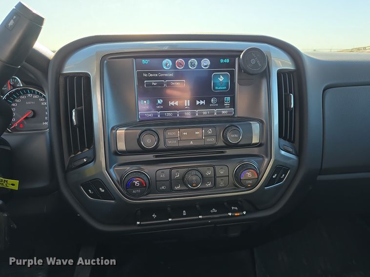 image for item DW3168 2018 Chevrolet Silverado 1500 Double Cab pickup truck