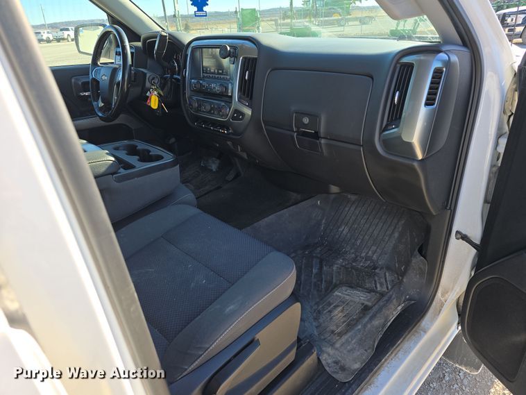 image for item DW3168 2018 Chevrolet Silverado 1500 Double Cab pickup truck